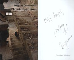 Plavuša s panikom